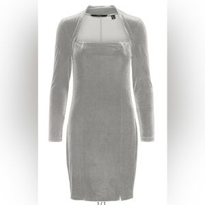 Vero Moda LONG SLEEVE GRAY VELVET DRESS Size Medium (8-10) NWT